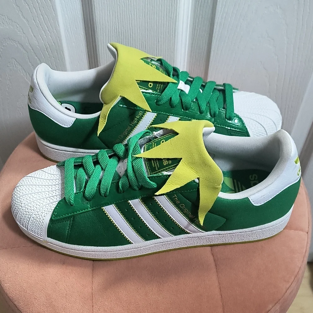 Adidas Superstar 2 Kermit The Frog Sneakers RARE Size 9.5 Mens / 10.5 Womens